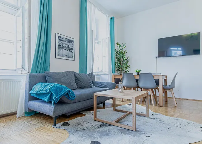 Elegant & Spacious 2br In The Center Apartamento *