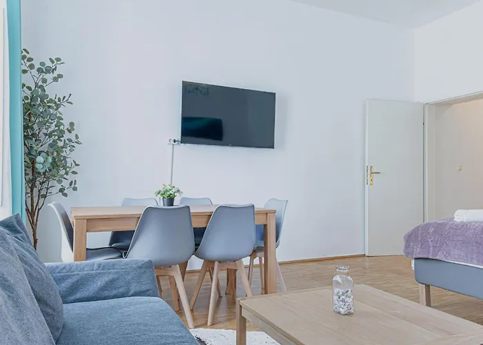Elegant & Spacious 2br In The Center Apartamento *